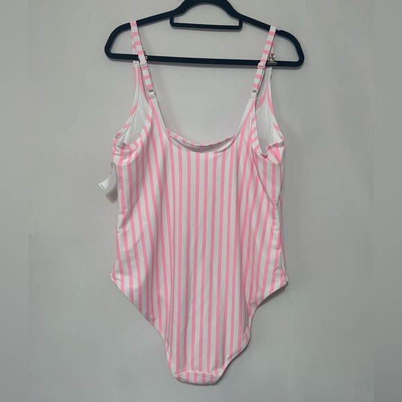 Old Navy pink and white stripe swimsuit - Picture 4 of 5